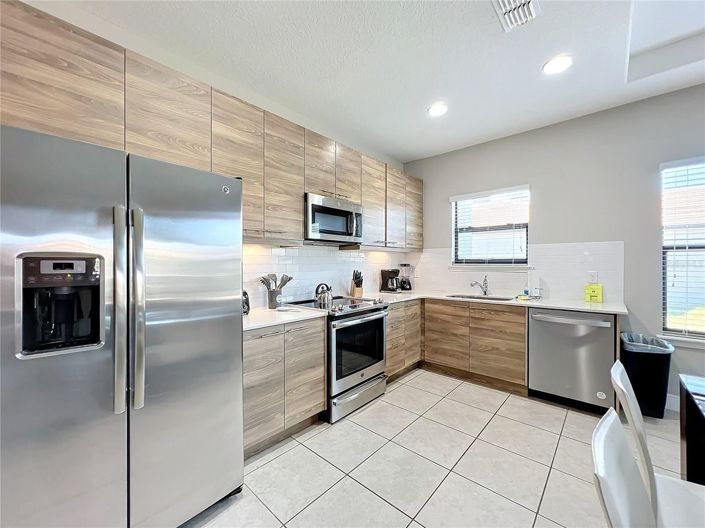 Image No.9-3 Bed House for sale