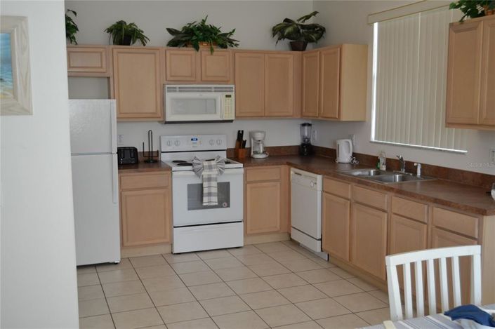 Image No.3-4 Bed House for sale