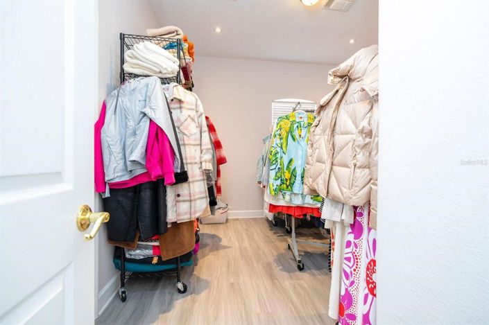 Image No.35-4 Bed House for sale