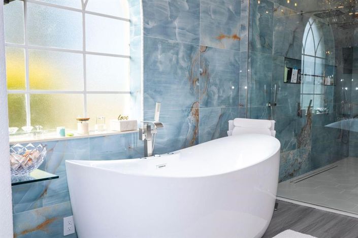 Image No.39-4 Bed House for sale