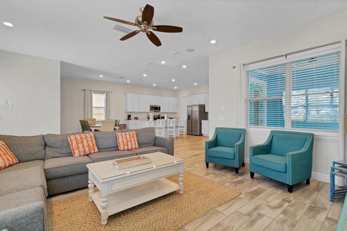 Image No.23-8 Bed House for sale