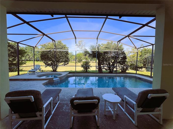 Image No.2-Maison de 7 chambres à vendre à Saint John