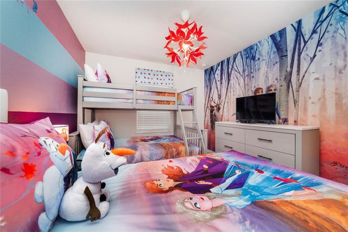 Image No.16-5 Bed House for sale