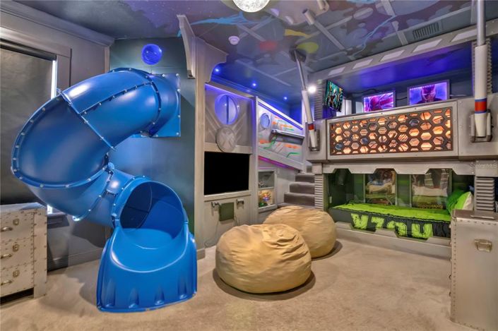 Image No.46-6 Bed House for sale