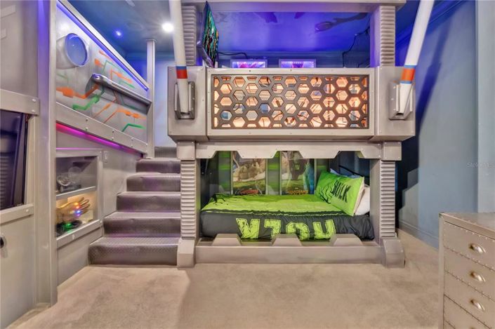 Image No.47-6 Bed House for sale