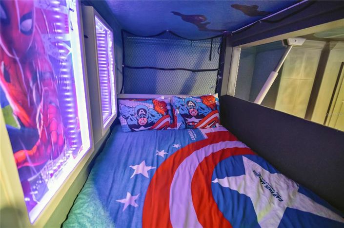 Image No.51-6 Bed House for sale