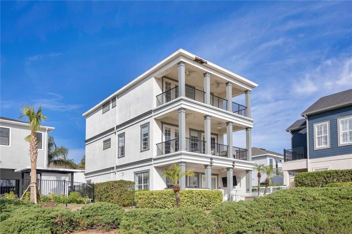 Image No.6-6 Bed House for sale