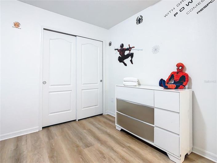 Image No.18-8 Bed House for sale