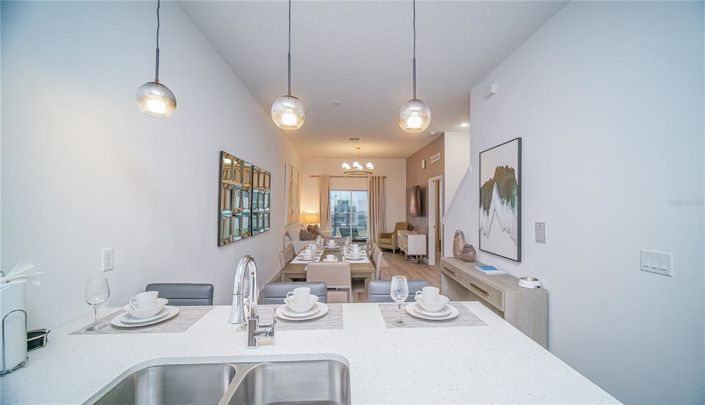 Image No.4-5 Bed Townhouse for sale