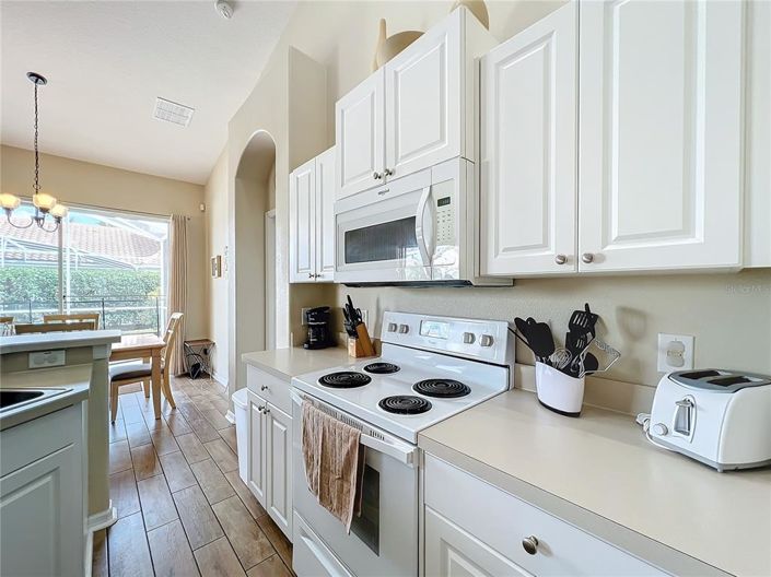 Image No.13-3 Bed House for sale