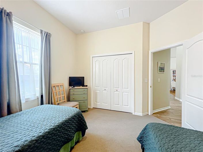 Image No.17-3 Bed Property for sale