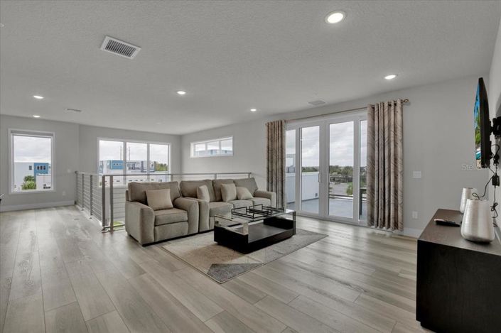 Image No.19-Maison de ville de 4 chambres à vendre à Saint John