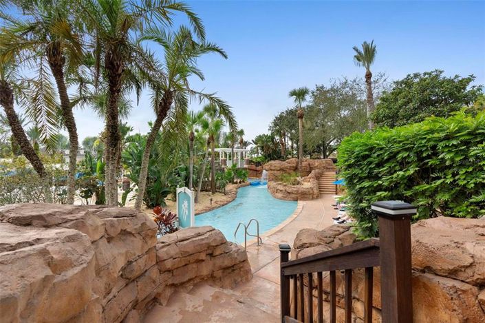 Image No.50-Maison de ville de 4 chambres à vendre à Saint John