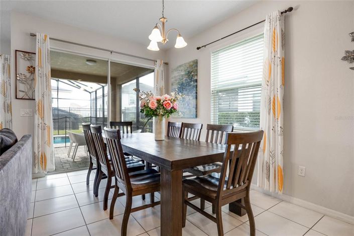 Image No.18-7 Bed House for sale