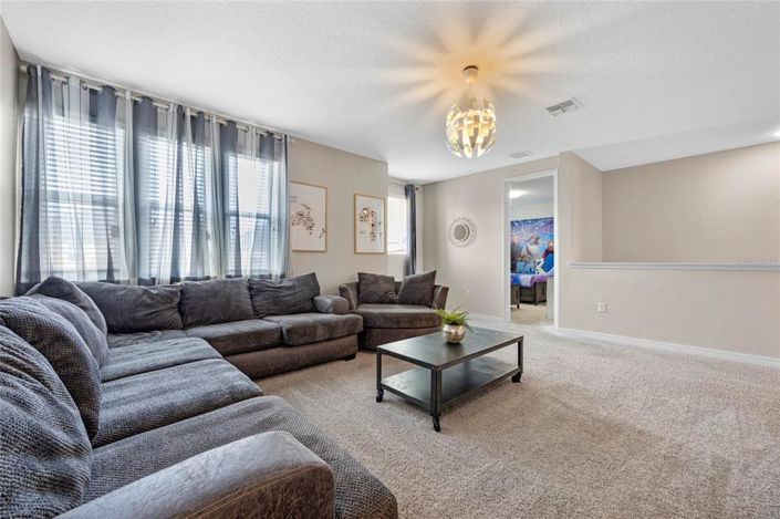 Image No.27-7 Bed House for sale