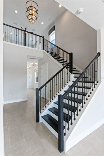 Image No.17-4 Bed House for sale