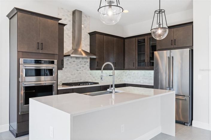 Image No.9-4 Bed House for sale