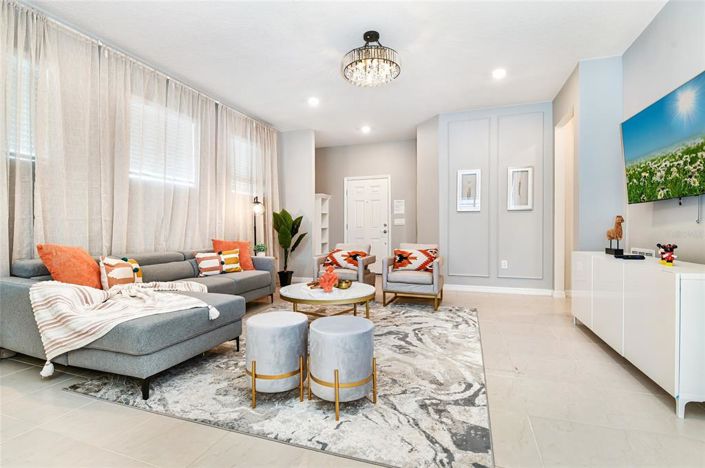 Image No.17-5 Bed Property for sale