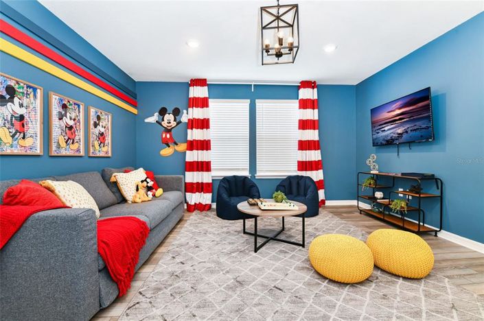 Image No.36-5 Bed Property for sale