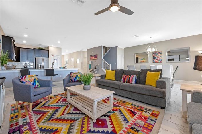 Image No.12-9 Bed Property for sale