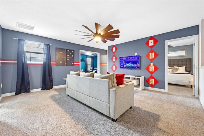 Image No.13-9 Bed House for sale