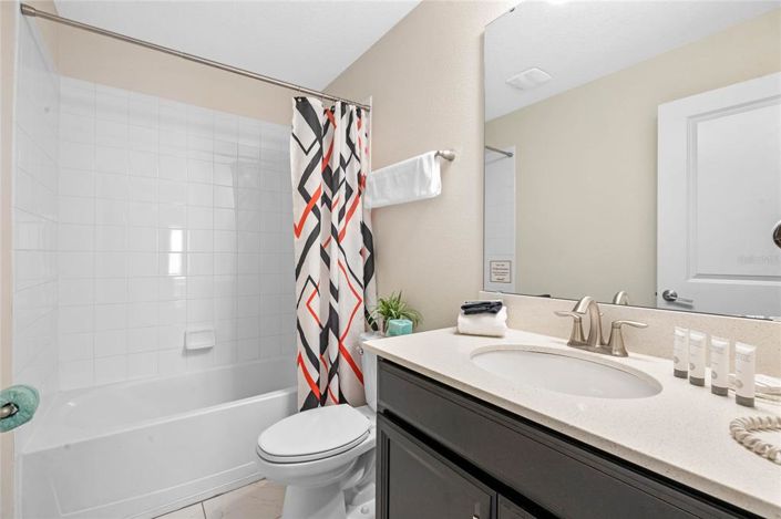 Image No.26-9 Bed Property for sale