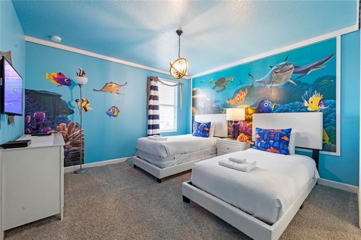 Image No.30-9 Bed Property for sale