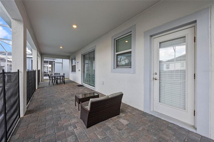 Image No.35-9 Bed Property for sale