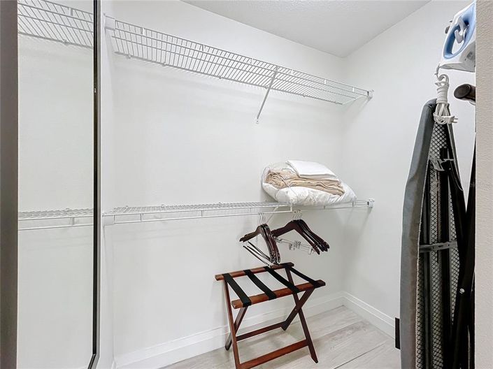 Image No.17-3 Bed Apartment for sale