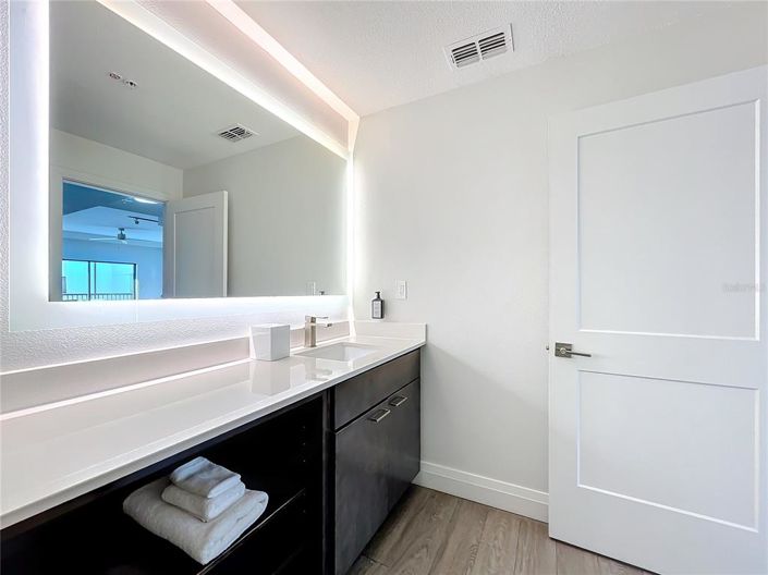 Image No.20-3 Bed Apartment for sale