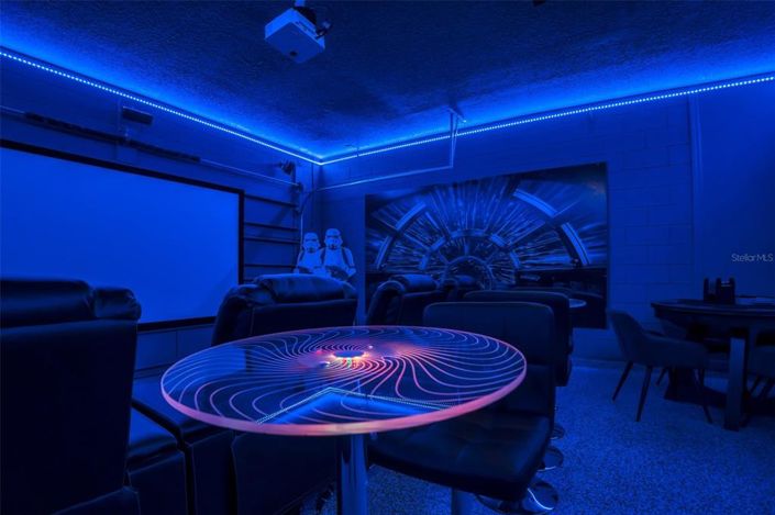 Image No.47-5 Bed Property for sale