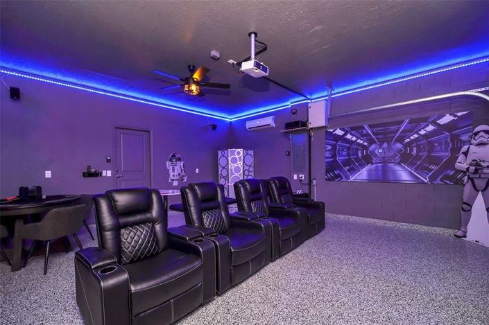 Image No.50-5 Bed Property for sale