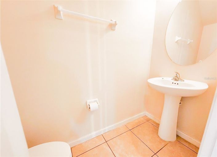 Image No.10-2 Bed Townhouse for sale