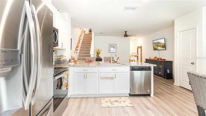 Image No.4-3 Bed Townhouse for sale