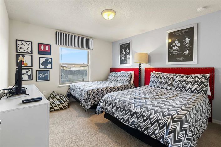 Image No.33-6 Bed House for sale