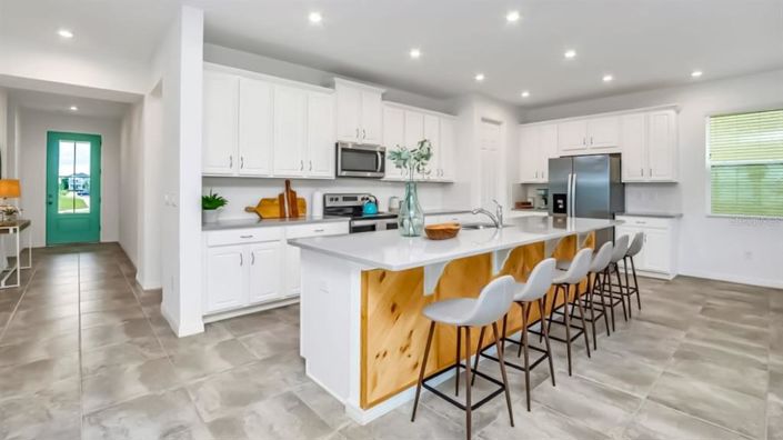 Image No.5-9 Bed House for sale