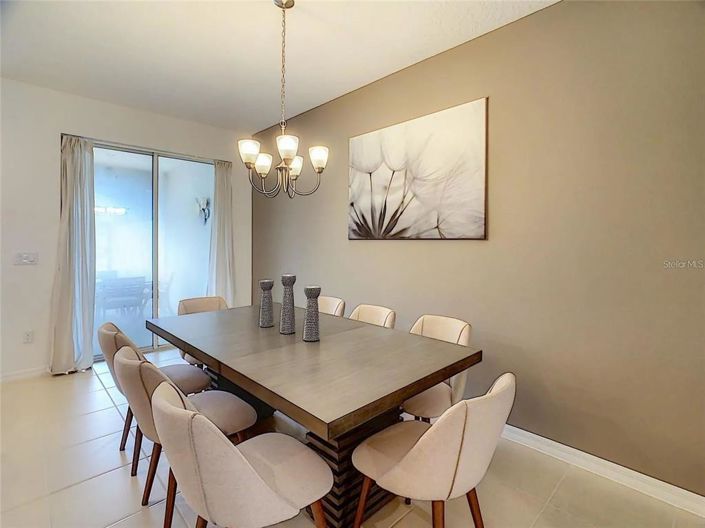 Image No.21-4 Bed Townhouse for sale