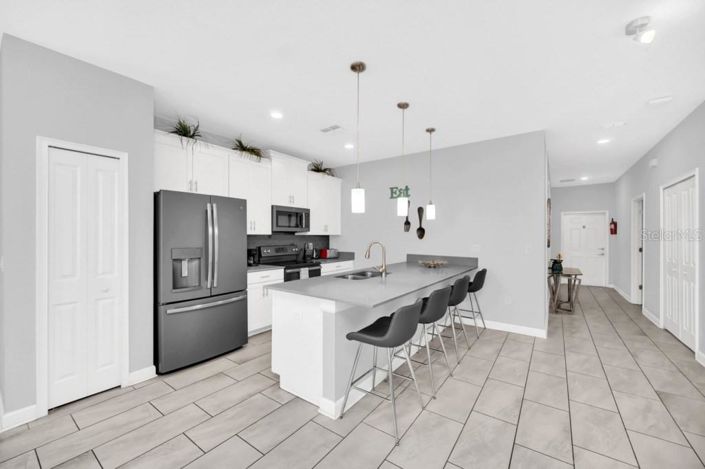 Image No.13-5 Bed Townhouse for sale