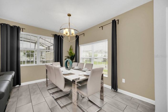 Image No.18-5 Bed Townhouse for sale