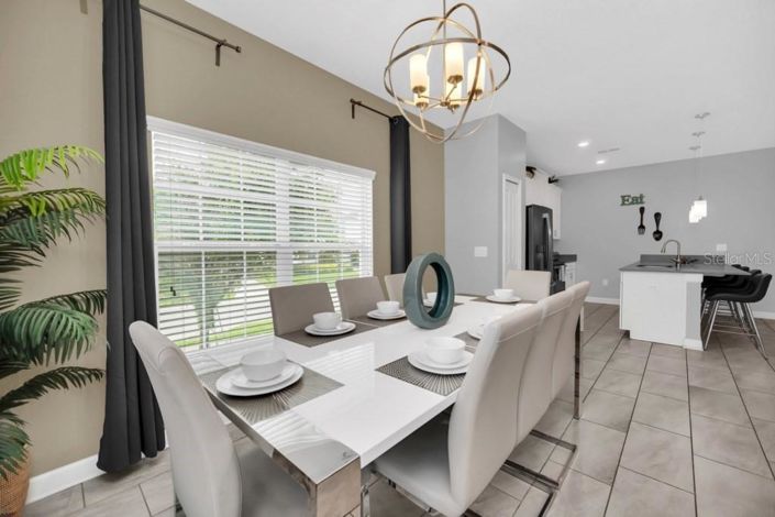 Image No.19-5 Bed Townhouse for sale