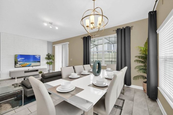 Image No.20-5 Bed Townhouse for sale