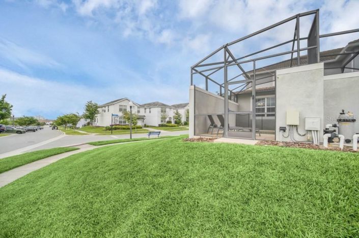 Image No.40-5 Bed Townhouse for sale