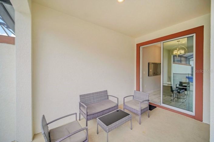 Image No.32-4 Bed Townhouse for sale