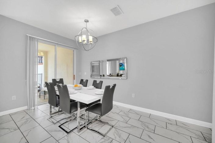 Image No.8-4 Bed Townhouse for sale