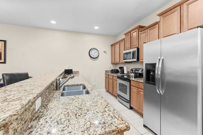 Image No.12-4 Bed Townhouse for sale