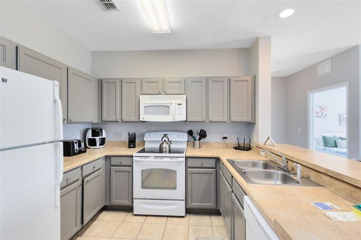 Image No.2-2 Bed Apartment for sale