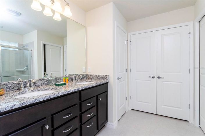 Image No.33-Propriété de 5 chambres à vendre à Davenport