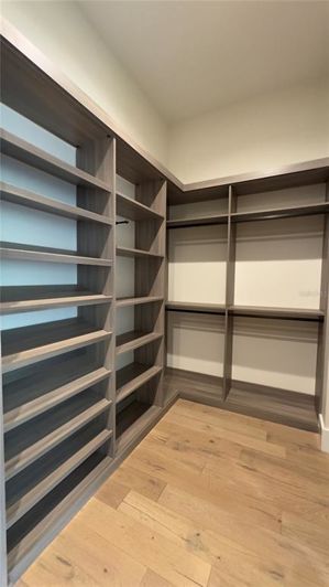 Image No.53-5 Bed House for sale