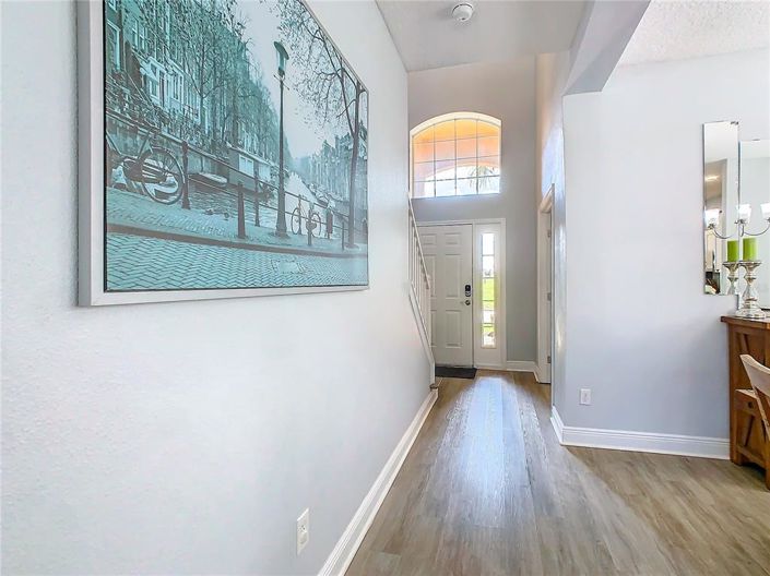 Image No.11-6 Bed House for sale