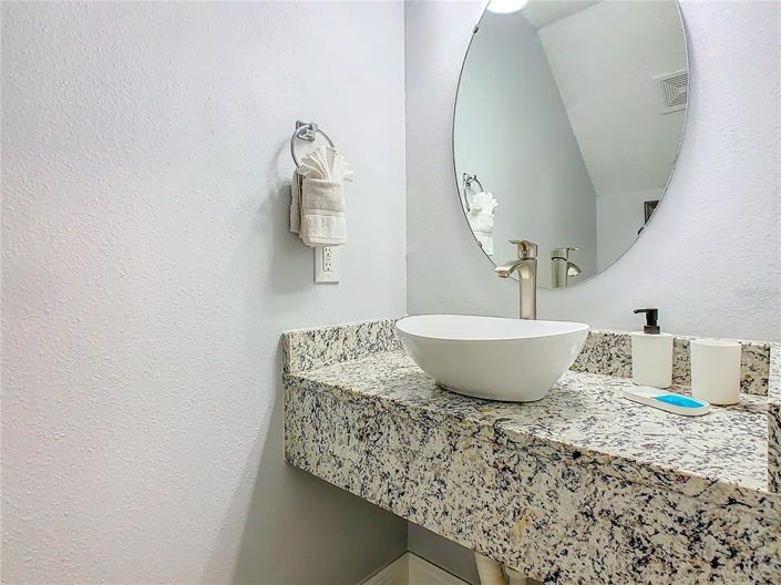 Image No.22-6 Bed House for sale